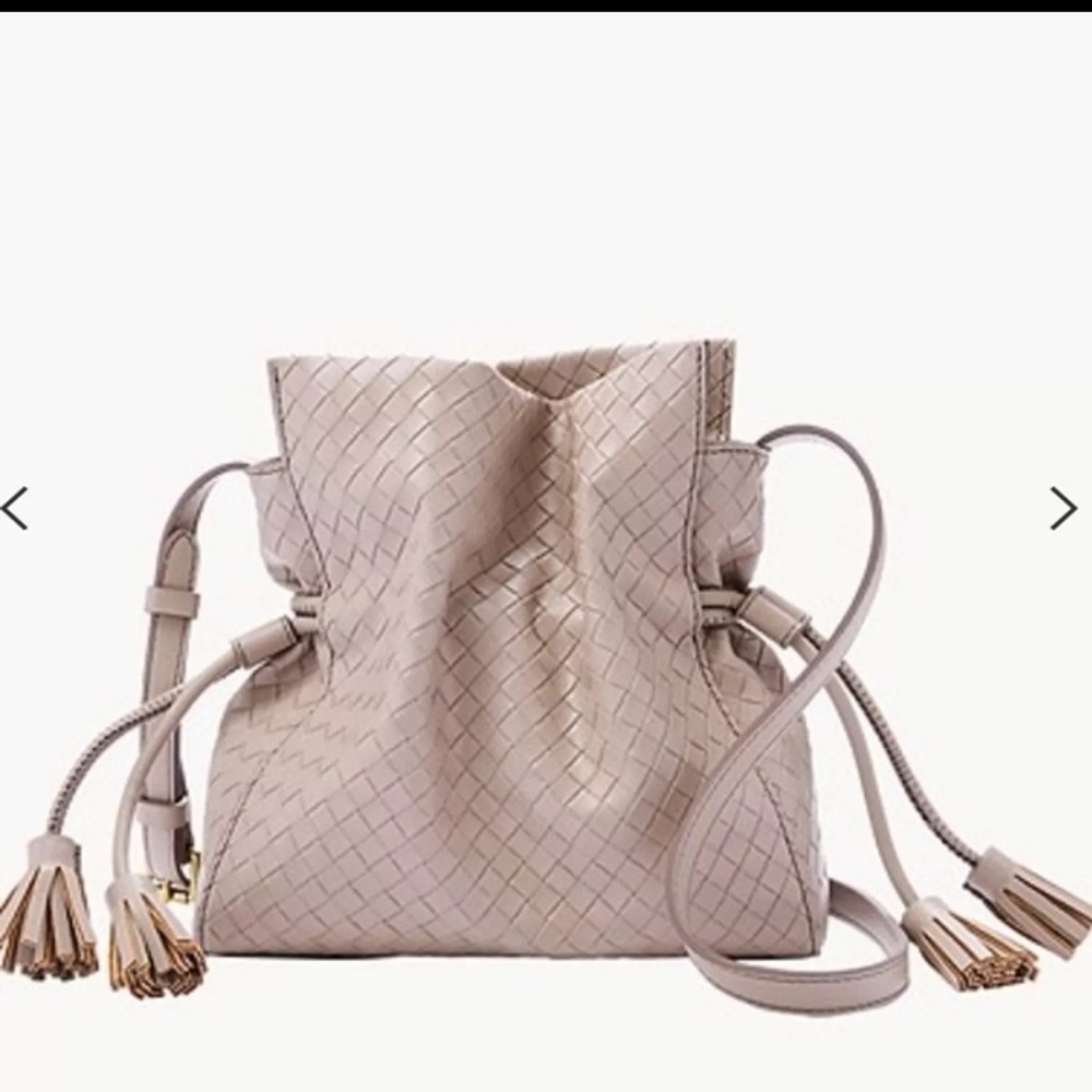 NWOT Fossil Rayna Drawstring Crossbody